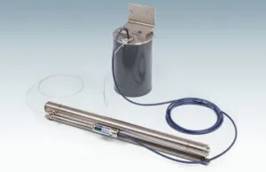 Titanium Crackmeter (VW) Model 4420-1X-12.5