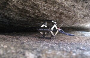 “Scissor-Jack” Crackmeter (VW) Model 4420-1X-50