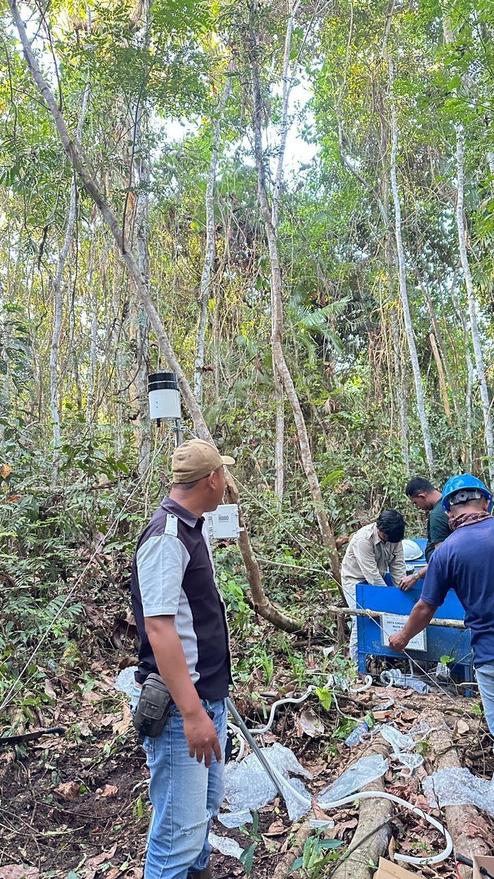Unit weather station aktif di Blok C15 PT Rim Capital Sampit